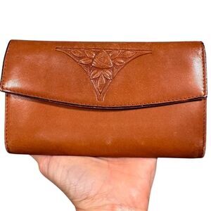 Vintage Rolfs Women's Brown Leather Wallet Floral Embossed Checkbook